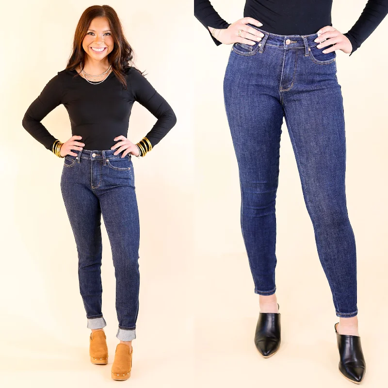 Soft Knitwear Judy Blue | Clean Cut Mid Rise Tummy Control Classic Skinny Jean in Dark Wash