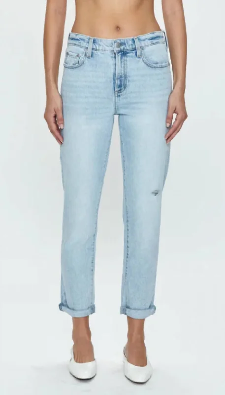 Riley Mid Rise Relaxed Girlfriend Jeans In Saint Vincent